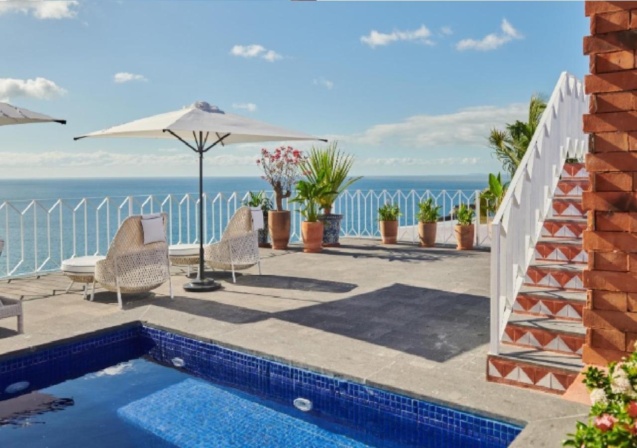 Hotel Luxury Patio Azul (Adults Only) Puerto Vallarta Exterior photo Rooftop pool
