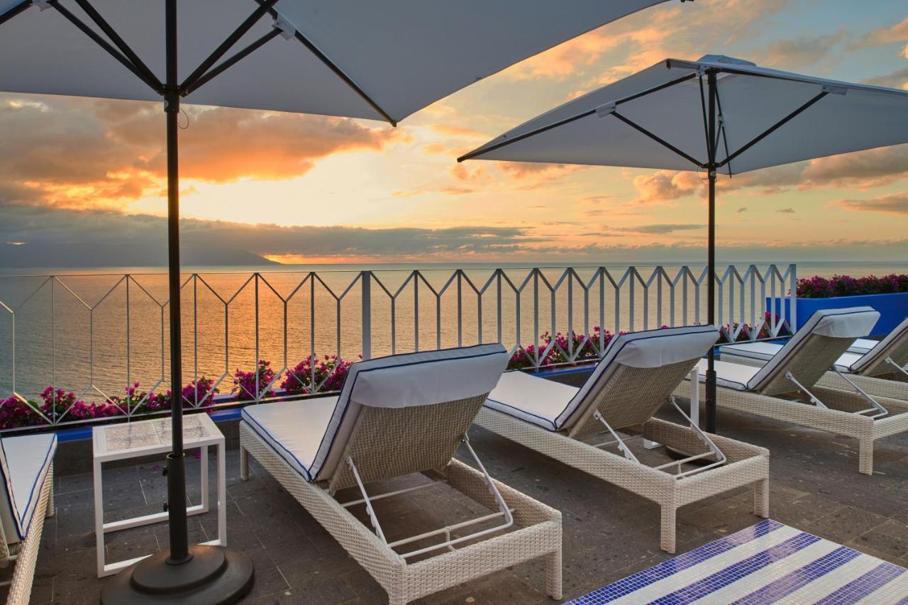 Hotel Luxury Patio Azul (Adults Only) Puerto Vallarta Exterior photo The rooftop pool at the Hotel