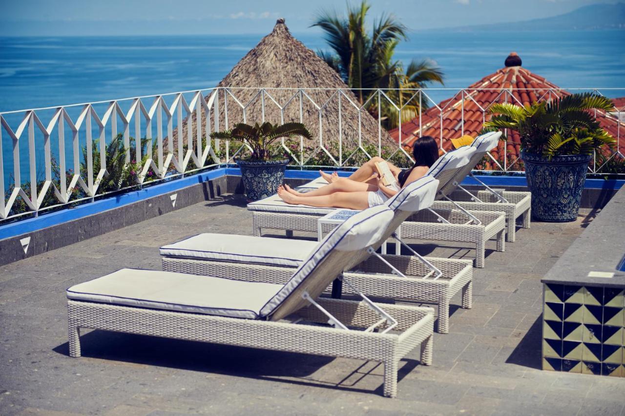 Hotel Luxury Patio Azul (Adults Only) Puerto Vallarta Exterior photo Rooftop pool at the Hotel