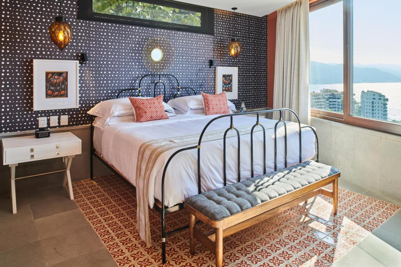 Hotel Luxury Patio Azul (Adults Only) Puerto Vallarta Exterior photo A bedroom at the hotel