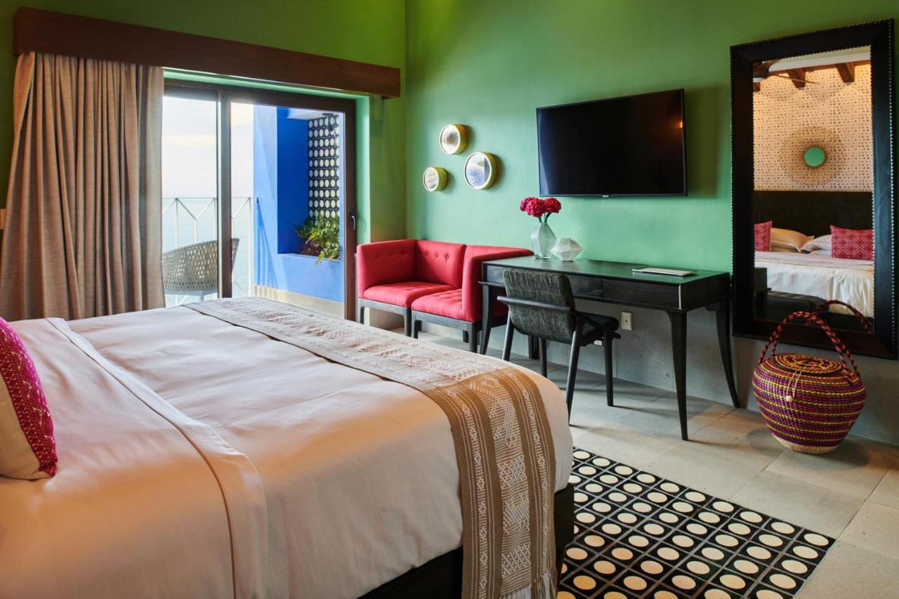 Hotel Luxury Patio Azul (Adults Only) Puerto Vallarta Exterior photo Deluxe Room